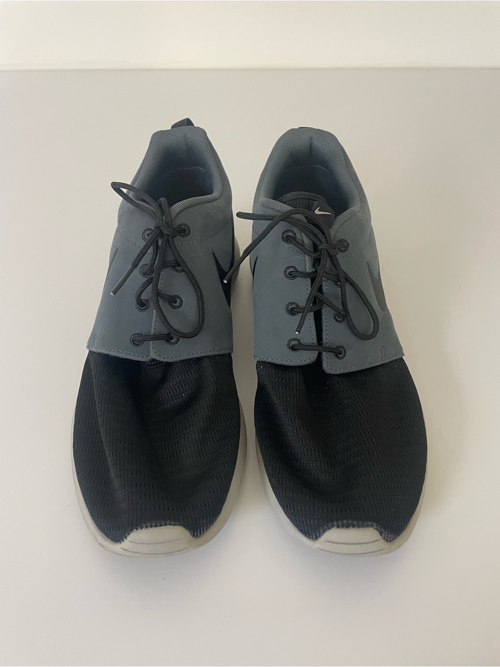 Nike Roshe Run sneakers